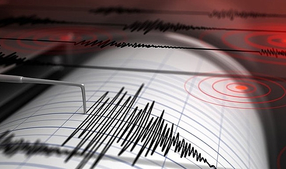 4.2 büyüklüğünde korkutan deprem!