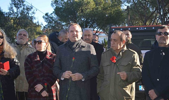 Gazeteci-Yazar Uğur Mumcu vefatının 31. yıl dönümünde Ayvalık'taki evi önünde anıldı