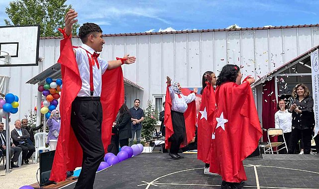 Özel öğrencilerden muhteşem gösteri