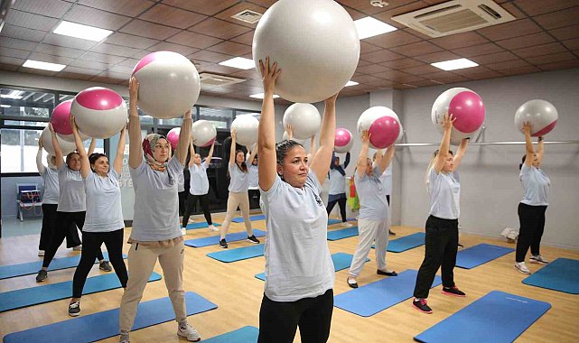 Konak'ta her yaşa ayrı bir spor etkinliği