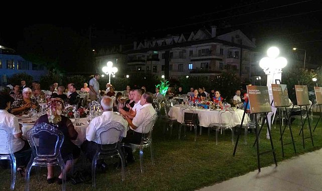 Marmaris'te 15 Temmuz şehitleri anısına yemek programı düzenlendi