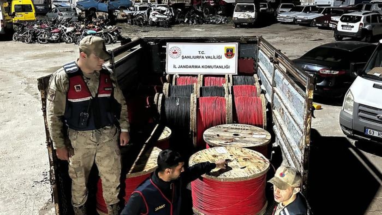 6 milyon TL değerindeki elektrik kablosu çalan hırsızlar yakalandı