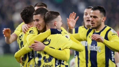 Fenerbahçe evinde seriyi sürdürme peşinde! 2 isim kart sınırında...