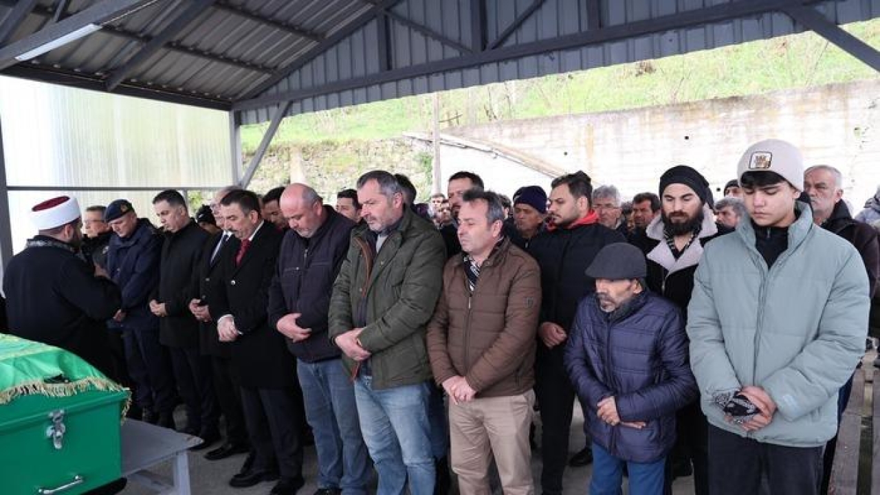 Zonguldak'ta hayatını kaybeden şehit annesi son yolculuğuna uğurlandı